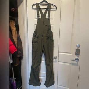 VOLCOM women’s green ski bib